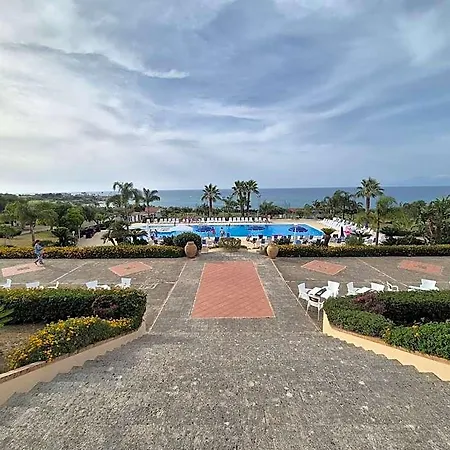 Villaggio Club Dolomiti Sul Mare Hotel