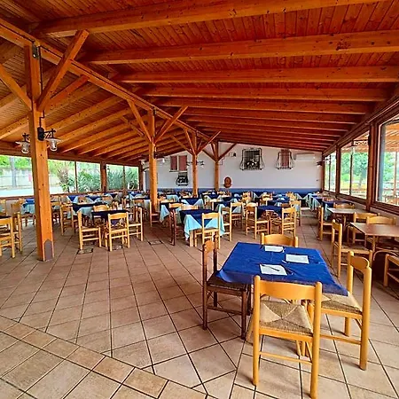 Villaggio Club Dolomiti Sul Mare Hotel *