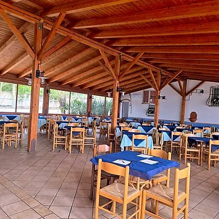 Villaggio Club Dolomiti Sul Mare Hotel *