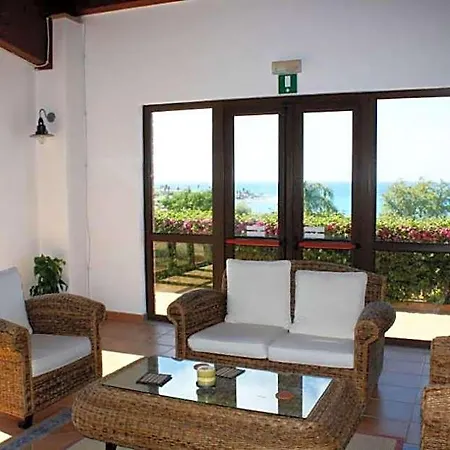 Hotel Villaggio Club Dolomiti Sul Mare *