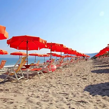 Hotel Villaggio Club Dolomiti Sul Mare *
